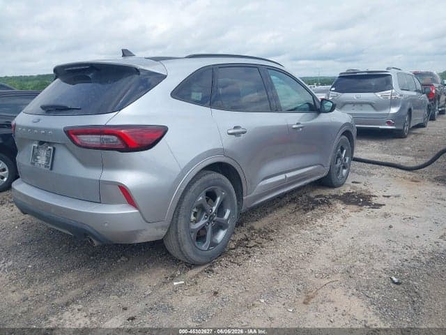 2023 FORD ESCAPE ST-LINE 4