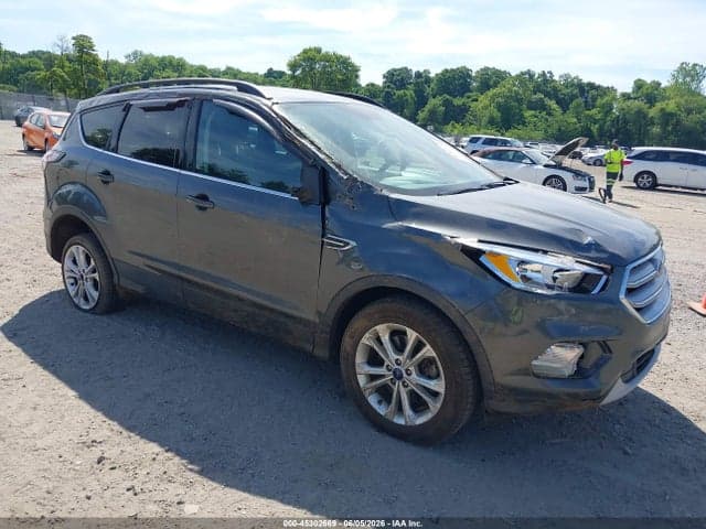2018 FORD ESCAPE SE - 1