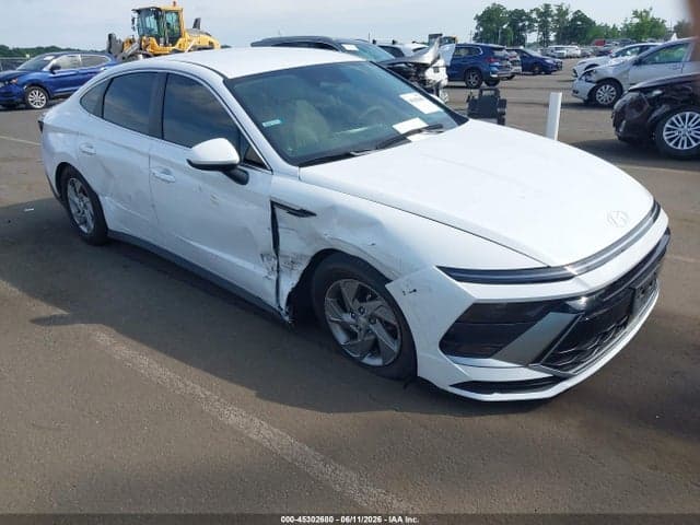 2025 HYUNDAI SONATA SE 1