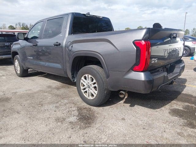 2024 TOYOTA TUNDRA SR5 3
