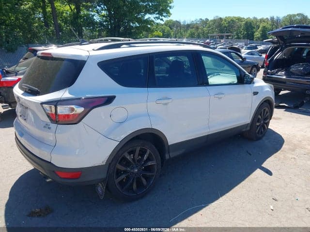 2018 FORD ESCAPE SE 4