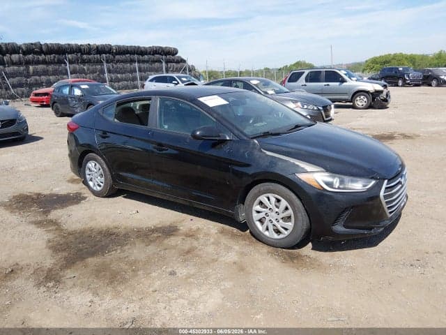 2018 HYUNDAI ELANTRA SE 1