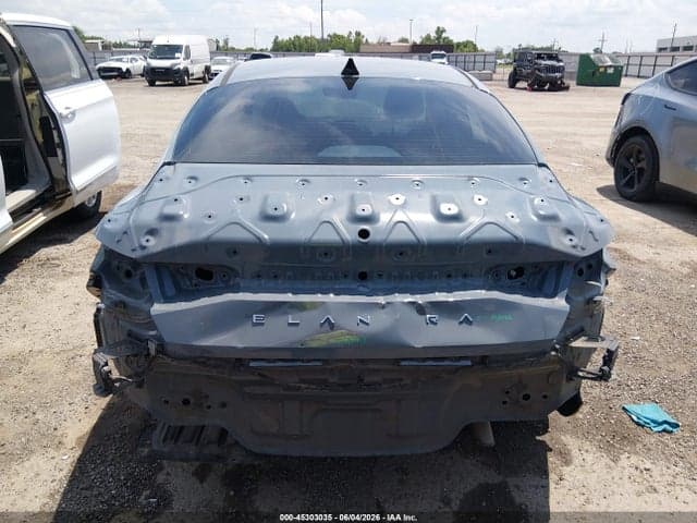 2022 HYUNDAI ELANTRA SEL 17