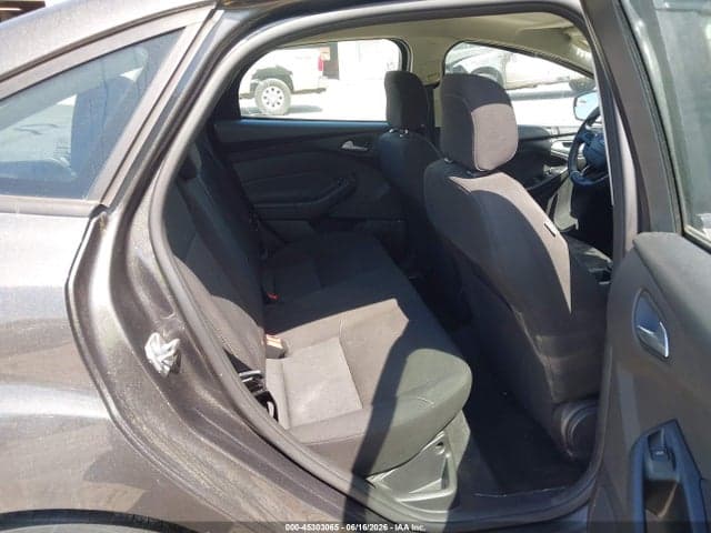 2018 FORD FOCUS SE 8