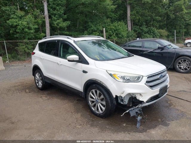 2017 FORD ESCAPE TITANIUM 1