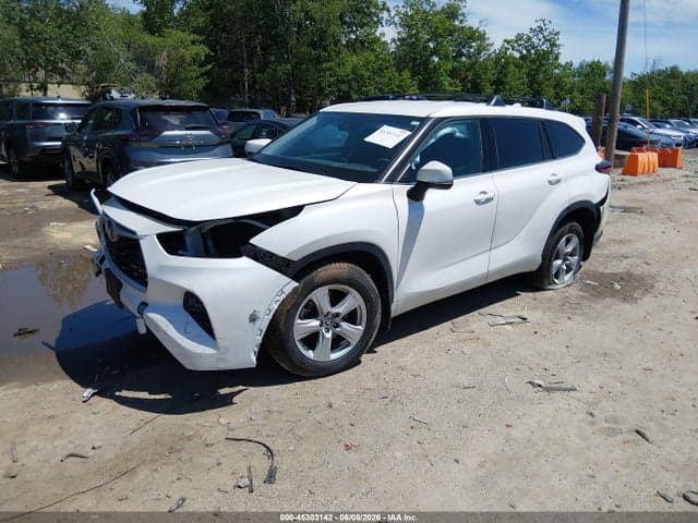 2021 TOYOTA HIGHLANDER LE 2