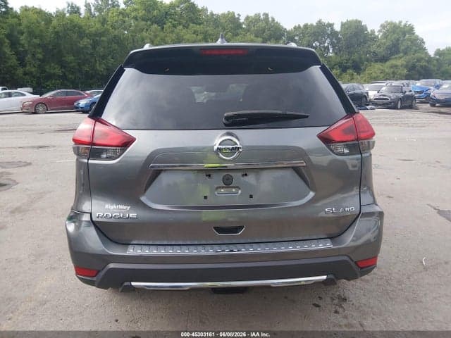 2017 NISSAN ROGUE SL 16