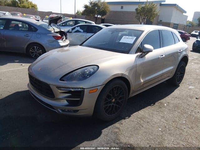 2017 PORSCHE MACAN GTS 2