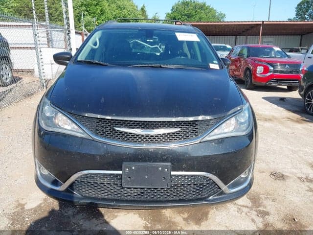 2017 CHRYSLER PACIFICA TOURING-L 12