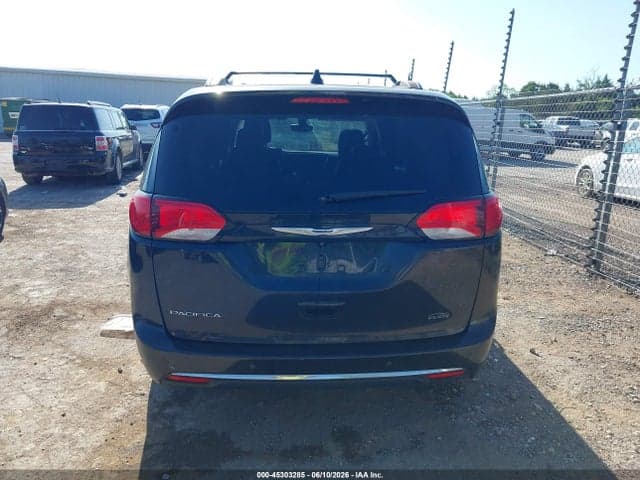 2017 CHRYSLER PACIFICA TOURING-L 16
