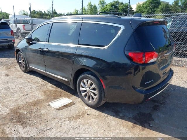 2017 CHRYSLER PACIFICA TOURING-L 3