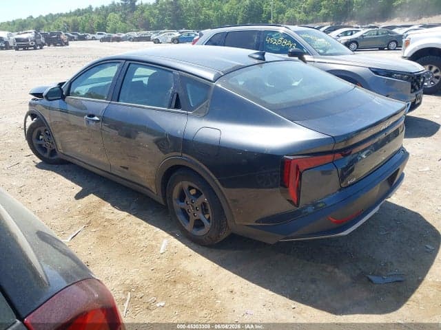 2025 KIA K4 LXS 3
