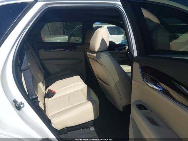 2017 CADILLAC XT5 LUXURY 9
