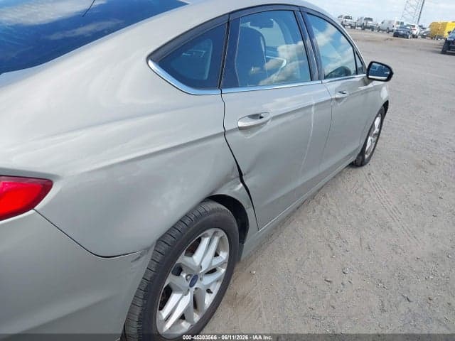 2016 FORD FUSION SE 6