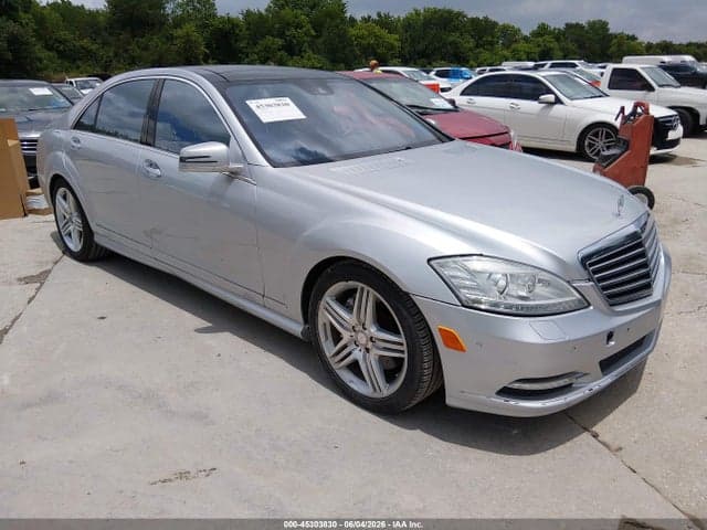 2013 MERCEDES-BENZ S 550