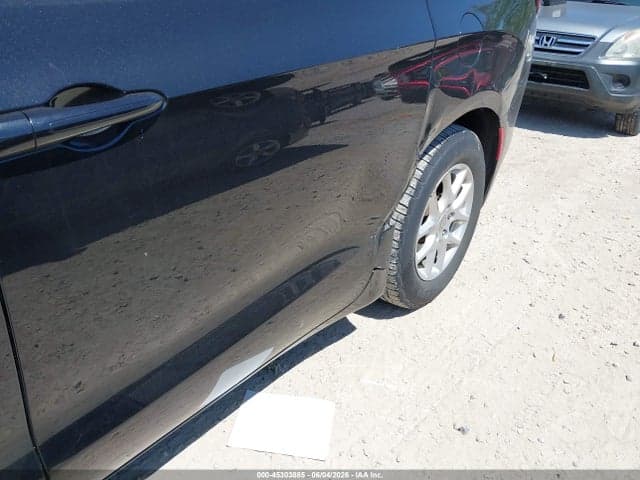 2017 CHRYSLER PACIFICA LX 19