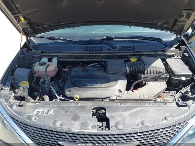2017 CHRYSLER PACIFICA LX 10