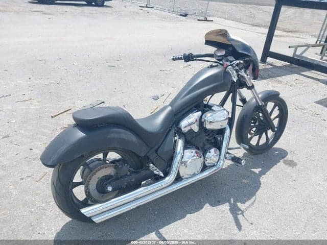 2017 HONDA VT1300 CX 4