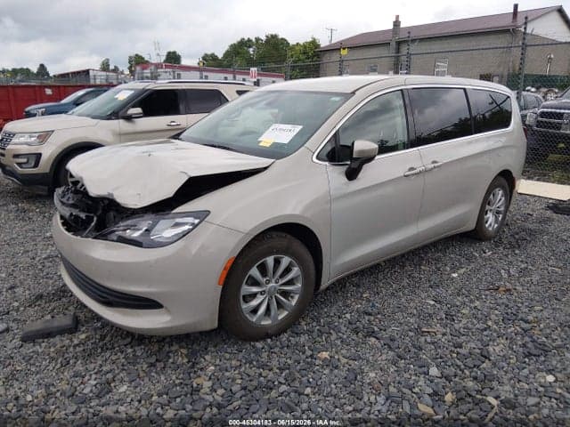 2017 CHRYSLER PACIFICA TOURING 2