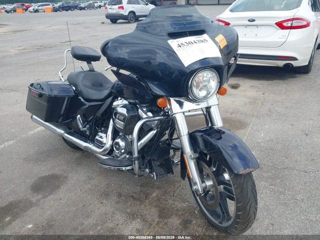 2019 HARLEY-DAVIDSON FLHX 12