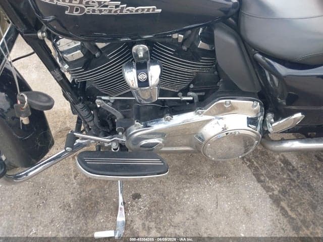 2019 HARLEY-DAVIDSON FLHX 9