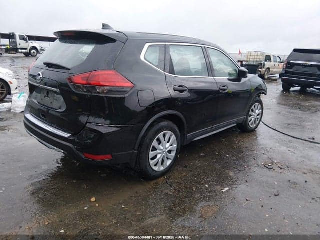 2017 NISSAN ROGUE S 4