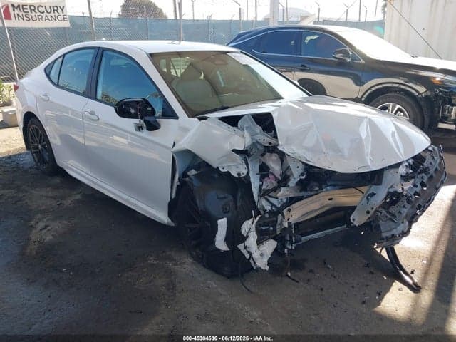 2026 TOYOTA CAMRY SE 1