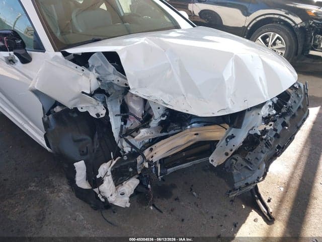 2026 TOYOTA CAMRY SE 6