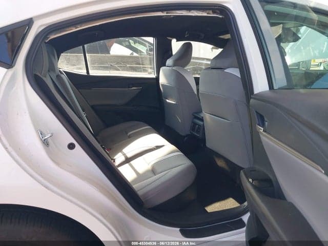 2026 TOYOTA CAMRY SE 8