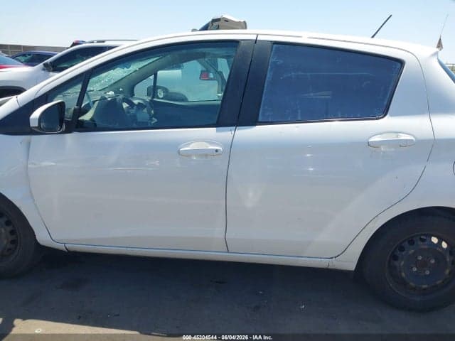 2017 TOYOTA YARIS L 14