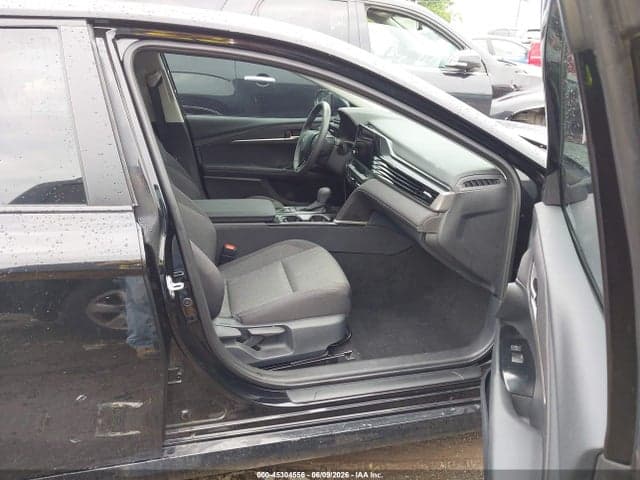 2025 TOYOTA CAMRY LE 5