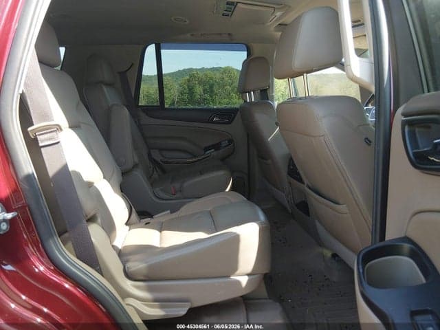 2017 GMC YUKON SLT 8