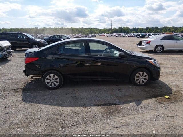 2017 HYUNDAI ACCENT SE 13