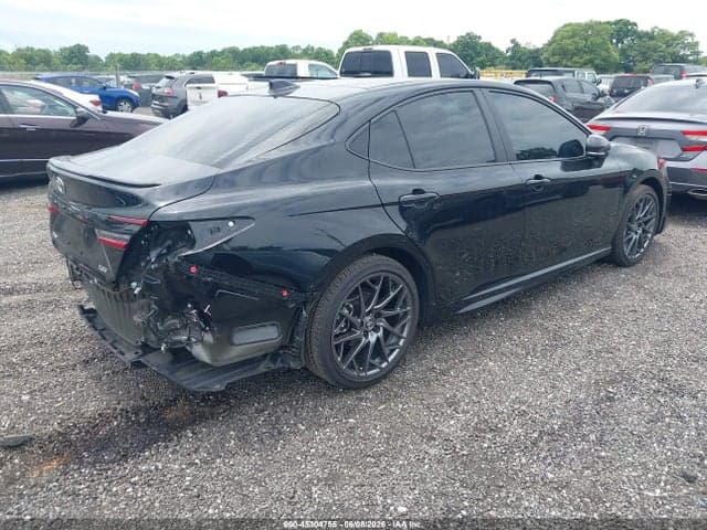 2025 TOYOTA CAMRY XSE 4
