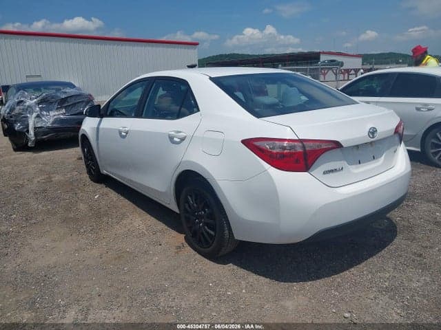 2017 TOYOTA COROLLA LE 3