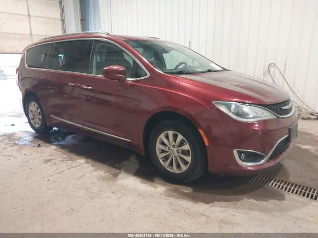 2019 CHRYSLER PACIFICA TOURING L 1