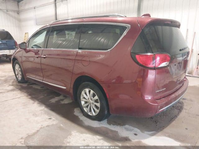 2019 CHRYSLER PACIFICA TOURING L 3
