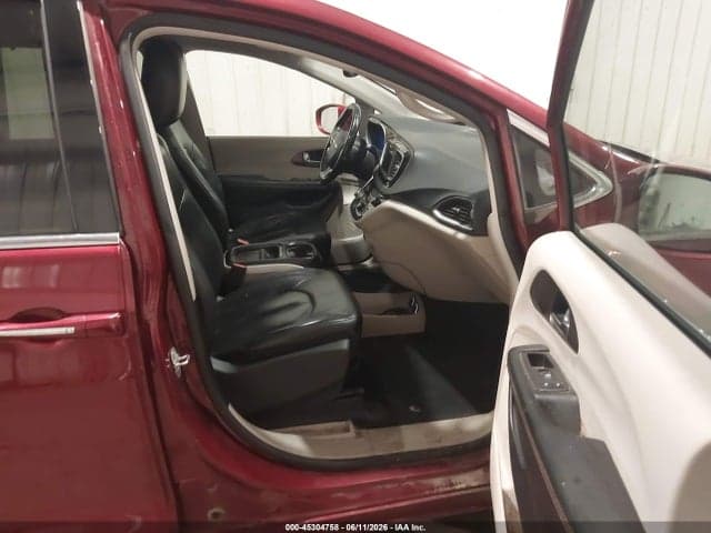 2019 CHRYSLER PACIFICA TOURING L 5