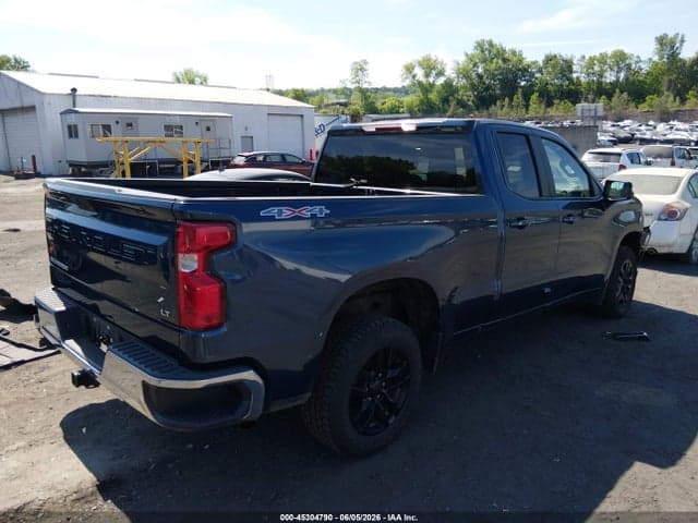 2019 CHEVROLET SILVERADO 1500 LT 4
