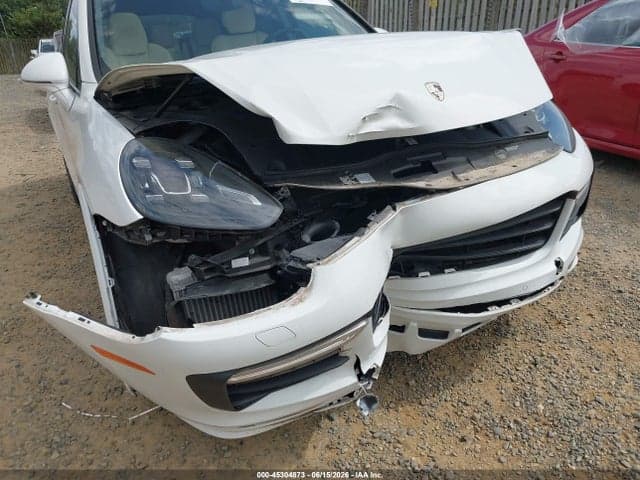 2016 PORSCHE CAYENNE GTS 6