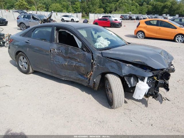 2024 HYUNDAI ELANTRA SE - 1