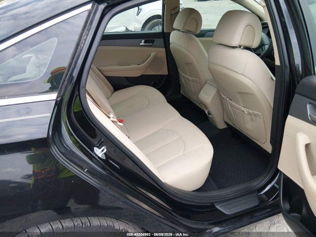 2017 HYUNDAI SONATA ECO 8