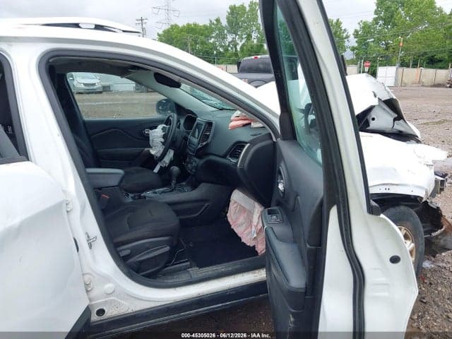 2021 JEEP CHEROKEE LATITUDE 4X4 5