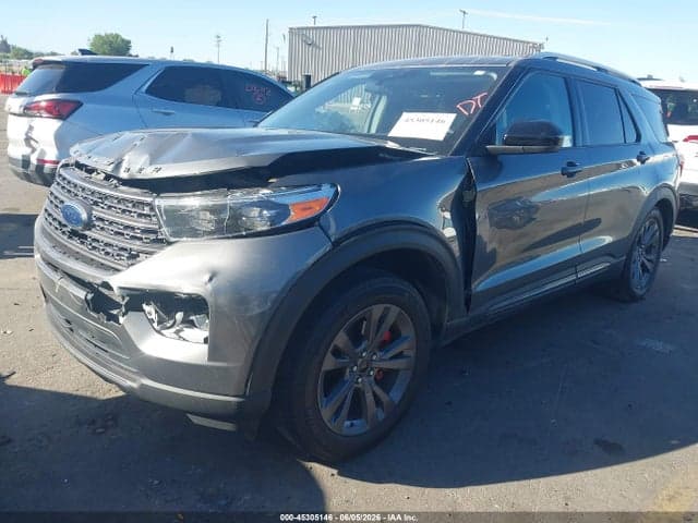 2023 FORD EXPLORER XLT 2
