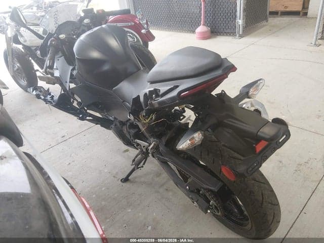 2026 KAWASAKI EX500 3