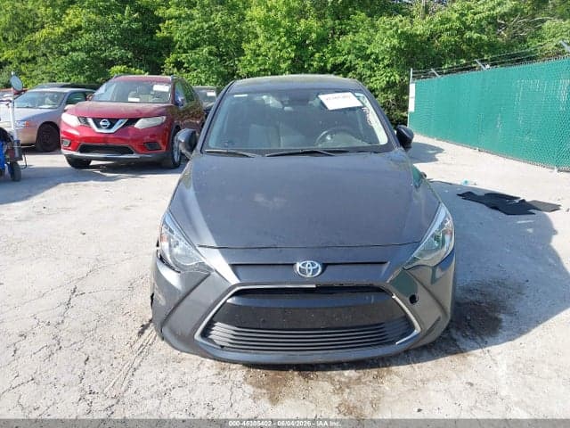 2018 TOYOTA YARIS IA 12