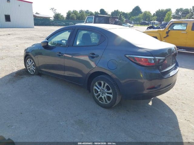 2018 TOYOTA YARIS IA 3