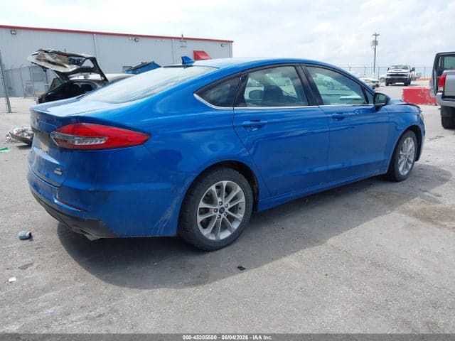 2020 FORD FUSION SE 4