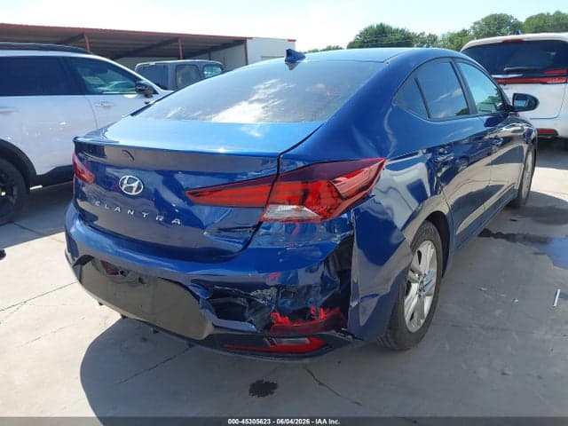 2020 HYUNDAI ELANTRA SEL 4