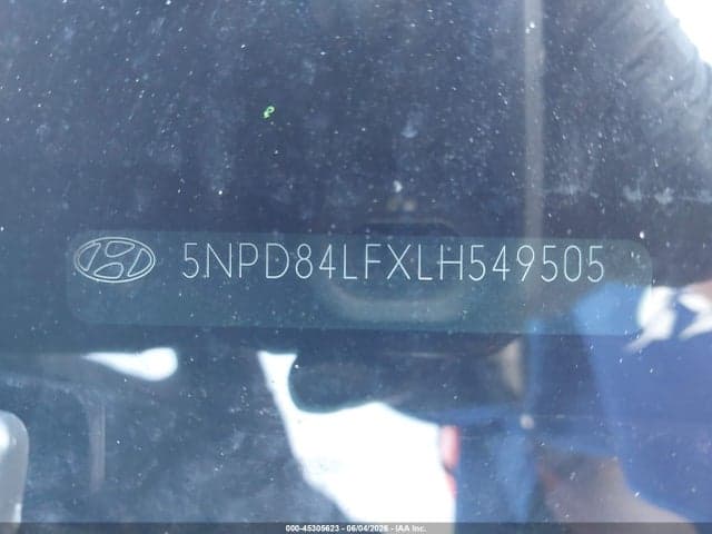 2020 HYUNDAI ELANTRA SEL 9
